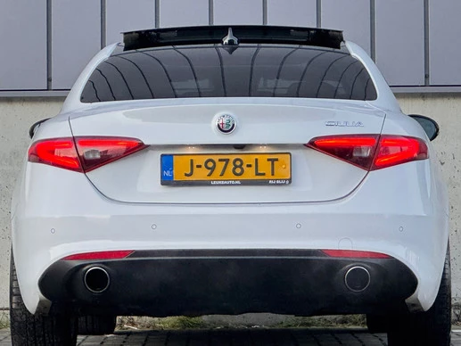 Alfa Romeo Giulia - Afbeelding 3 van 30