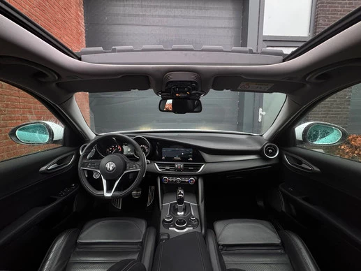 Alfa Romeo Giulia - Afbeelding 15 van 30