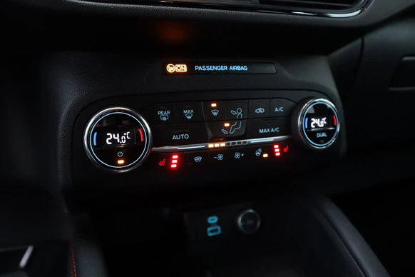 Ford Kuga - Afbeelding 10 van 30