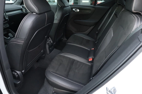 Volvo XC40 - Afbeelding 29 van 30