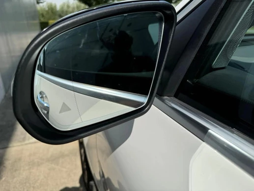 Mercedes-Benz EQC - Afbeelding 29 van 30