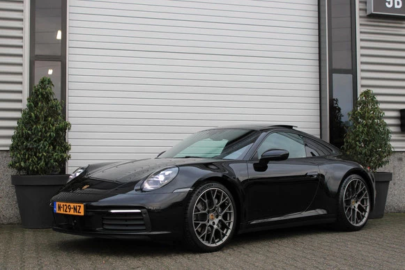 Porsche 911 - Afbeelding 1 van 30