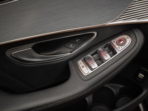 Mercedes-Benz EQC - Afbeelding 25 van 30