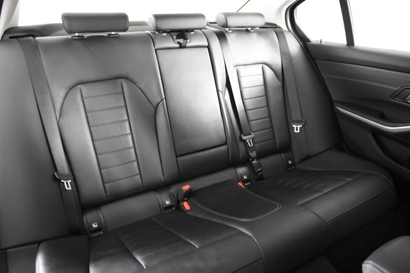 BMW 3 Serie - Afbeelding 26 van 30