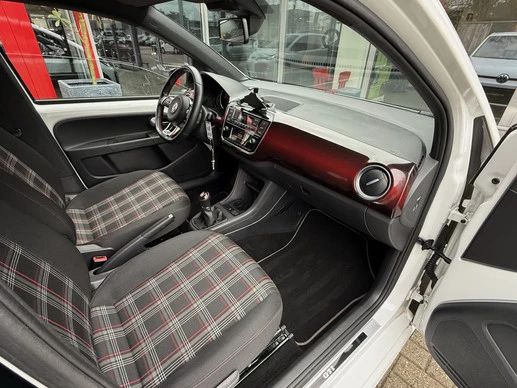Volkswagen up! - Afbeelding 8 van 30
