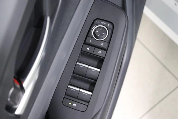 Toyota Prius - Afbeelding 19 van 30