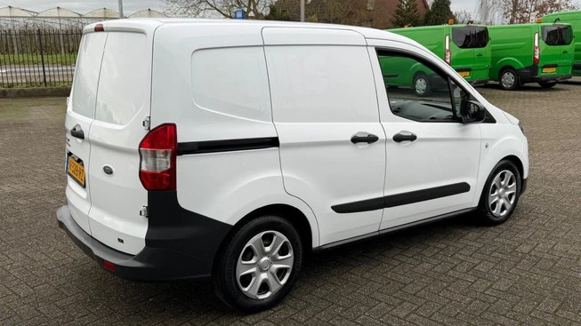 Ford Transit Courier - Afbeelding 9 van 27