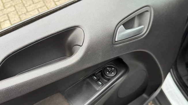 Ford Transit Courier - Afbeelding 17 van 27