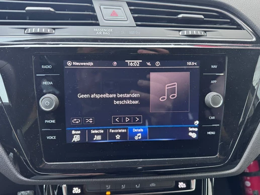 Volkswagen Touran - Afbeelding 23 van 29