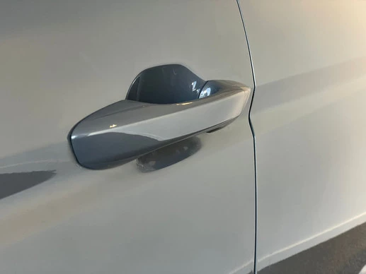 Volkswagen Touran - Afbeelding 10 van 30