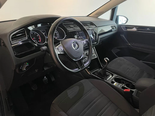 Volkswagen Touran - Afbeelding 24 van 30