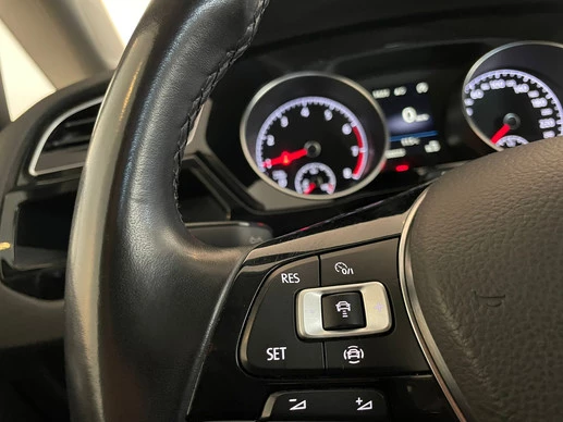 Volkswagen Touran - Afbeelding 28 van 30
