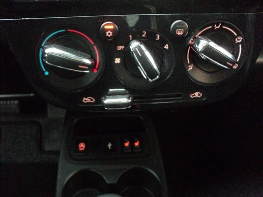 Mitsubishi Space Star - Afbeelding 25 van 30