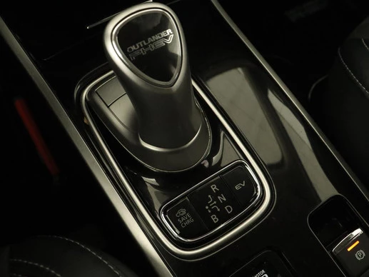 Mitsubishi Outlander - Afbeelding 18 van 30