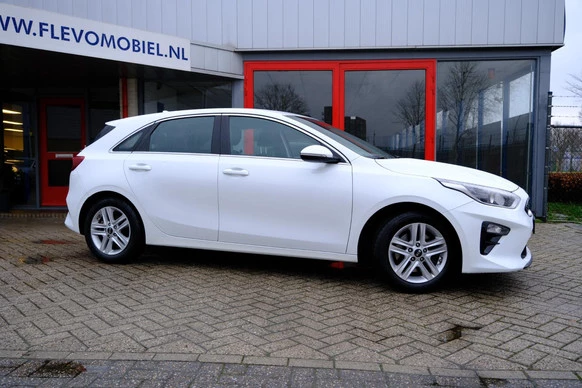 Kia Ceed - Afbeelding 4 van 30