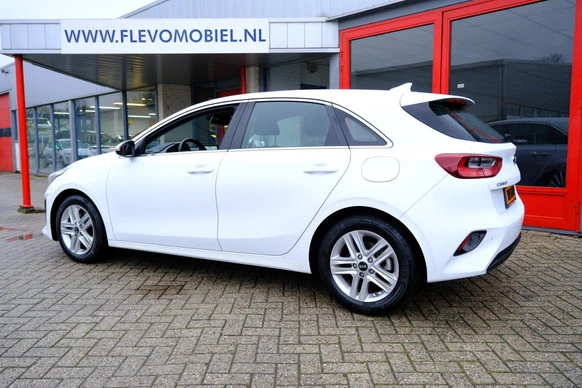 Kia Ceed - Afbeelding 28 van 30