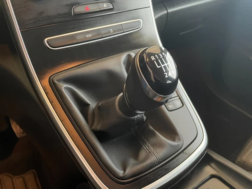 Renault Scénic - Afbeelding 16 van 25