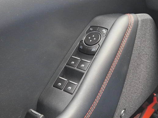 Ford Mustang - Afbeelding 24 van 30