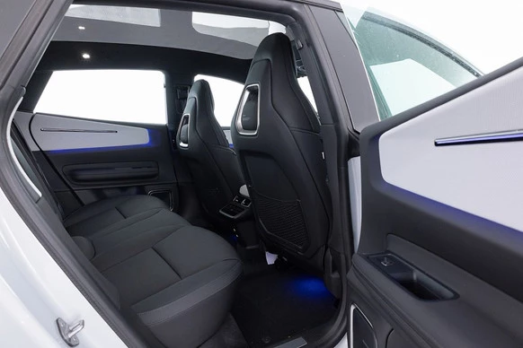 Polestar 4 - Afbeelding 8 van 30