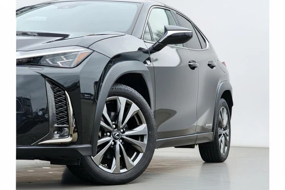 Lexus UX - Afbeelding 3 van 27