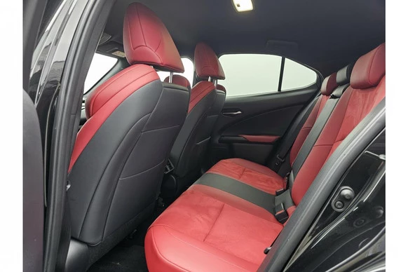 Lexus UX - Afbeelding 8 van 27