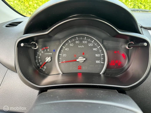 Suzuki Celerio - Afbeelding 14 van 17