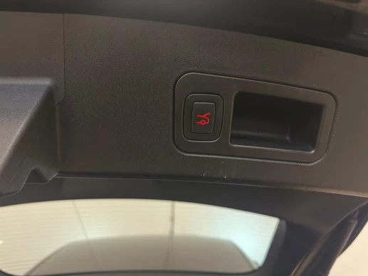 Tesla Model S - Afbeelding 19 van 30