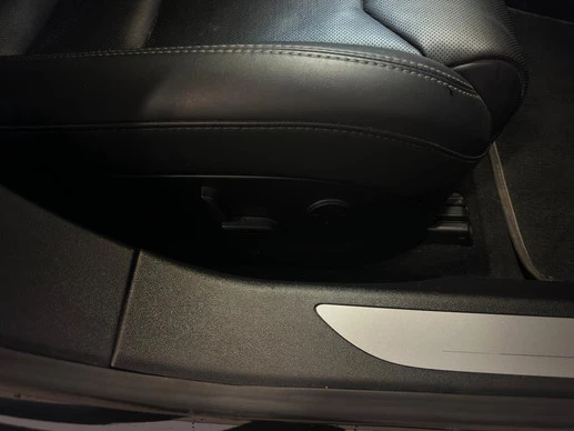 Tesla Model S - Afbeelding 22 van 30