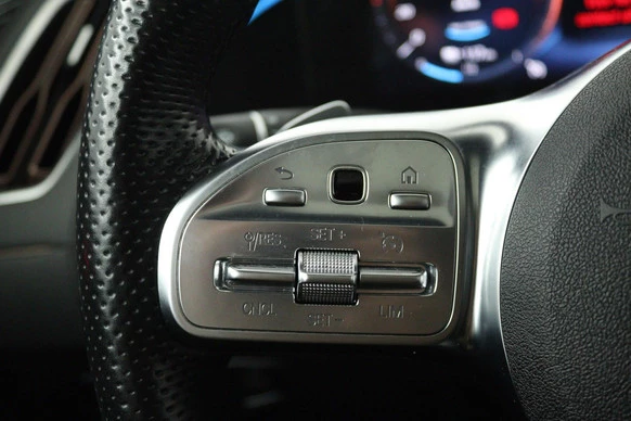 Mercedes-Benz EQC - Afbeelding 10 van 24