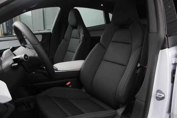 Polestar 4 - Afbeelding 7 van 30