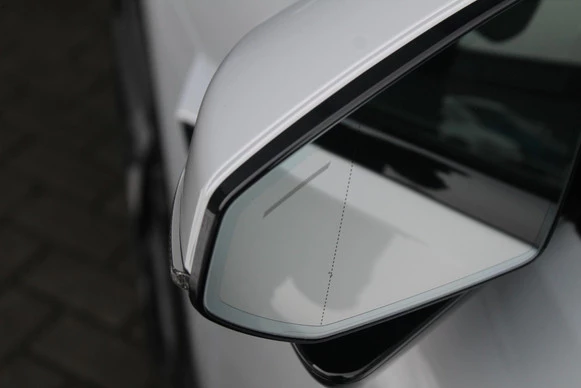 Polestar 4 - Afbeelding 13 van 30