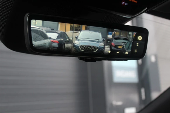 Polestar 4 - Afbeelding 28 van 30