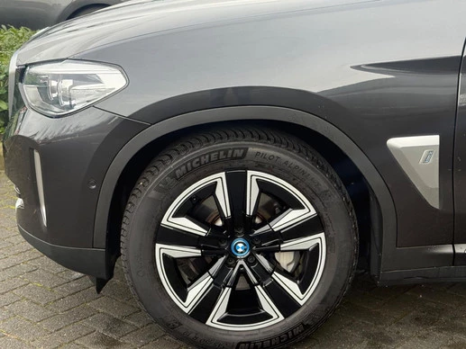 BMW iX3 - Afbeelding 10 van 30
