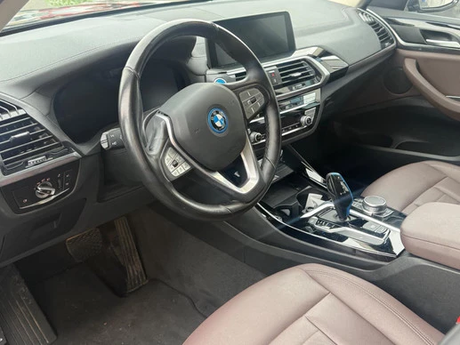 BMW iX3 - Afbeelding 11 van 30