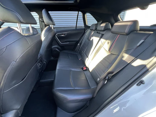 Toyota RAV4 - Afbeelding 24 van 30