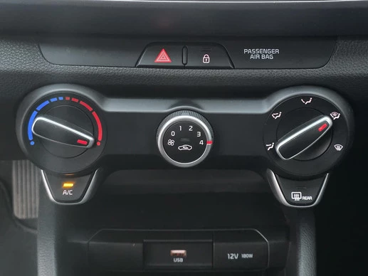 Kia Stonic - Afbeelding 23 van 30