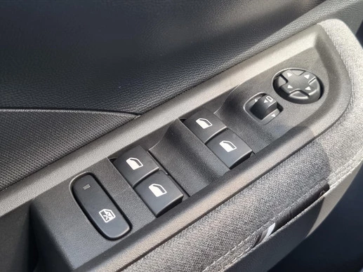 Opel Frontera - Afbeelding 24 van 30