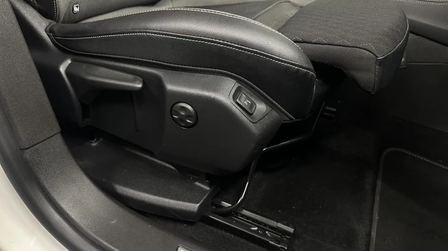 Opel Grandland X - Afbeelding 19 van 30