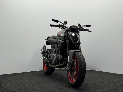 Ducati Monster - Afbeelding 4 van 19