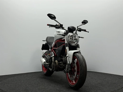 Ducati Monster - Afbeelding 4 van 17