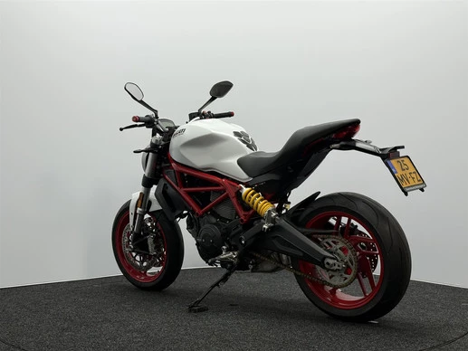 Ducati Monster - Afbeelding 11 van 17