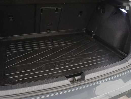 Volkswagen Golf - Afbeelding 12 van 30