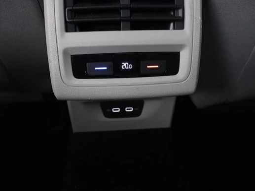 Volkswagen Golf - Afbeelding 17 van 30