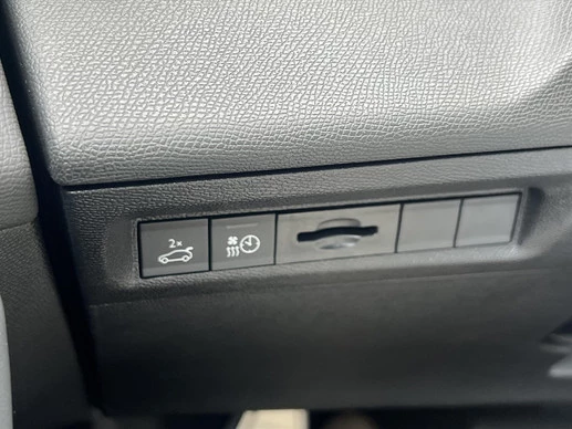 Peugeot 408 - Afbeelding 27 van 30