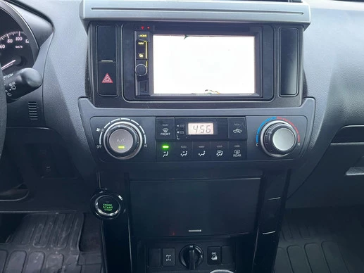 Toyota Land Cruiser - Afbeelding 7 van 21