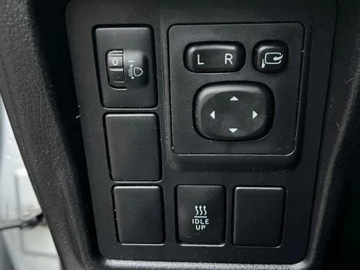 Toyota Land Cruiser - Afbeelding 8 van 21