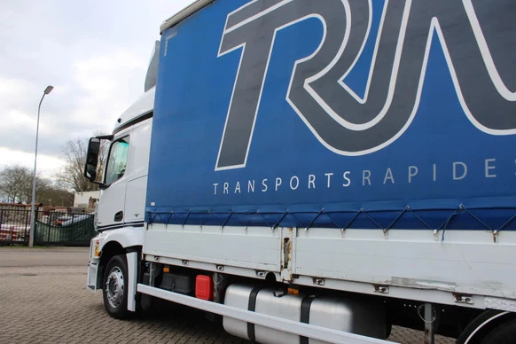 Mercedes-Benz Actros - Afbeelding 18 van 28