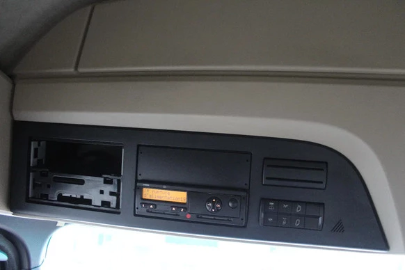 Mercedes-Benz Actros - Afbeelding 25 van 28