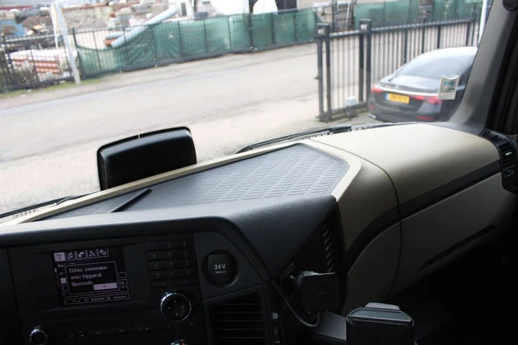 Mercedes-Benz Actros - Afbeelding 26 van 28