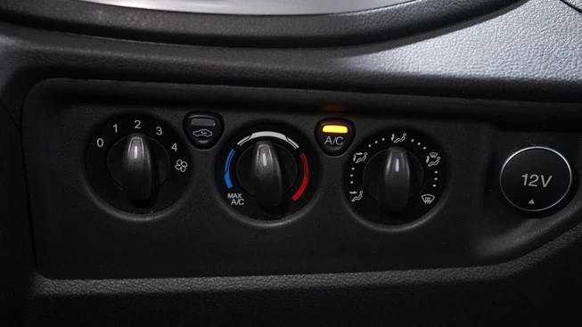 Ford Transit - Afbeelding 28 van 30